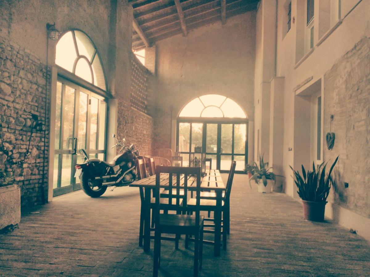 B&B Corte Cornalino Roverbella Luaran gambar