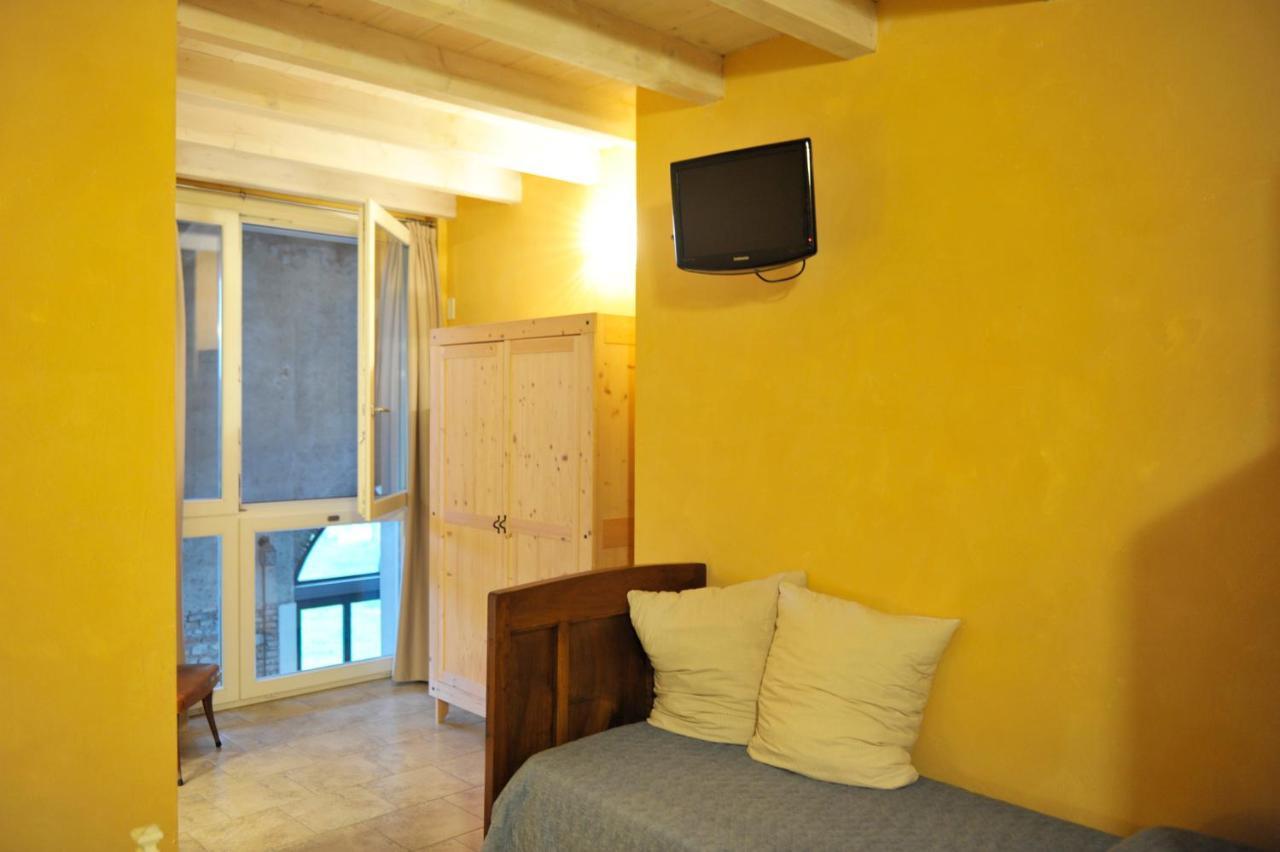 B&B Corte Cornalino Roverbella Luaran gambar